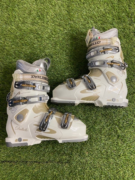 Mondo 25 & 25.5 Women's Dalbello Aspire All Mountain Ski Boots (Used)