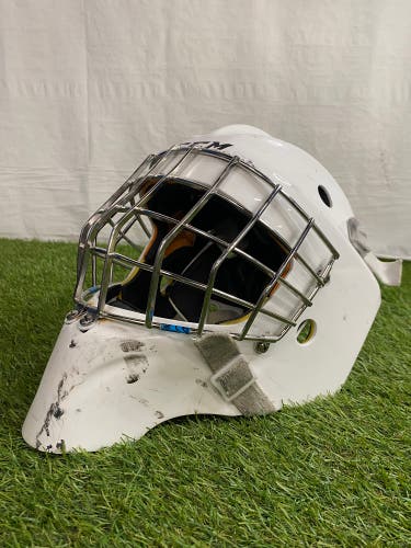 White Senior CCM Axis 1.9 Goalie Mask (Used)