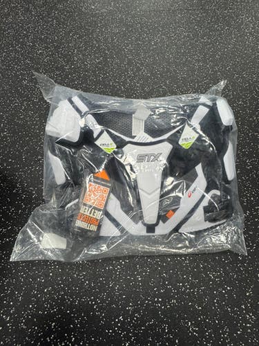 Used STX CELL VI Lacrosse Shoulder Pads White XL 11849-S000034116