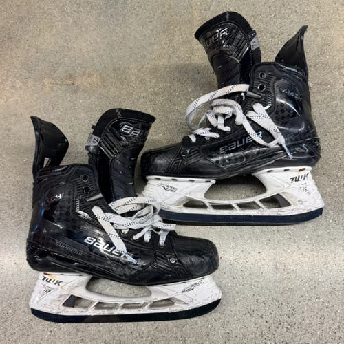 Senior Bauer Supreme Mach Hockey Skates | Size 7.5 Fit 1
