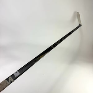 Used Left Black CCM Jetspeed FT7 Pro | 80 Flex P28M Curve Grip | F407
