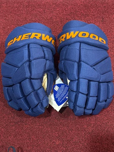 Edmonton Oilers Sher-Wood Rekker Morph 1 Gloves 13" (New) Item#SWE3