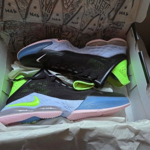 Nike Lebron 19 Low Black/Ghost Green Glow Basketball Sneakers - M Size 15 (NEW)