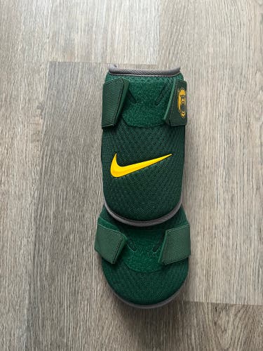 Nike Two-Piece Elbow Guard Baylor Issued