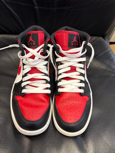 Air Jordan 1 Mid White/Black/Red 2022 (Used)