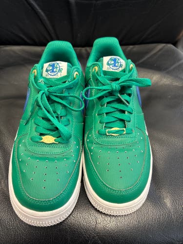 Nike Air Force 1 Low '07 LV8 40th Anniversary Malachite is a special edition
 (Used)