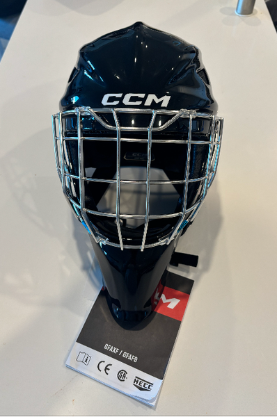 CCM AXIS XF Goalie Helmet & Cage Small (New)