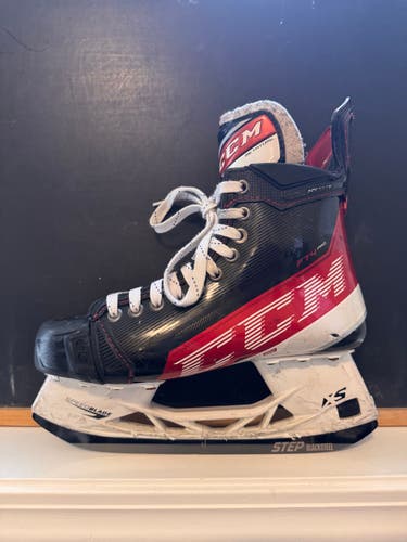 CCM JetSpeed FT4 Pro Hockey Skates Regular Width Pro Stock 7 (Used)