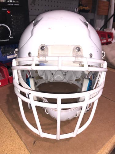 USED SCHUTT VENGEANCE VTD II ADULT HELMET - XXL - METALLIC WHITE