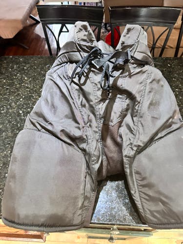 Men's Senior XL Bauer Supreme Pro Hockey Pants Pro Stock New condition