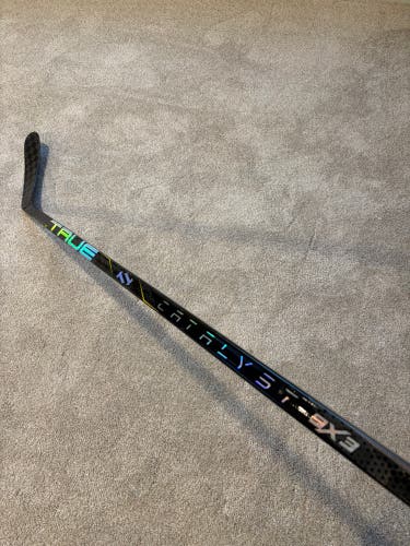 Senior True Catalyst 9X3 Right Handed Hockey Stick P92 85 Flex Pro Stock (Used)