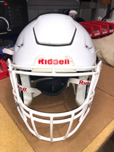 USED RIDDELL FLEX ADULT HELMET - LARGE - METALLIC WHIITE