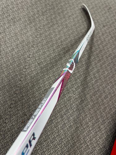 Intermediate Bauer Proto2 Right Handed Hockey Stick P28 55 Flex (New)