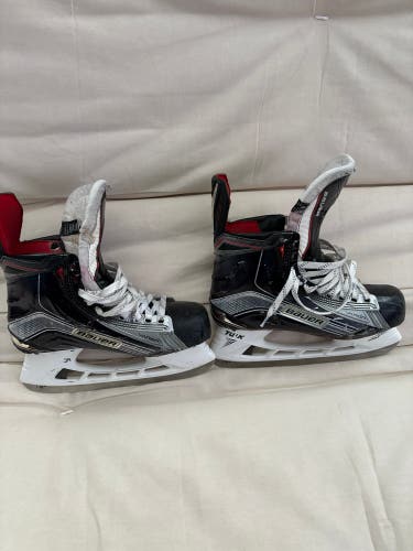 2015 Bauer Vapor 1X Hockey Skates Regular Width Pro Stock 9.5 (Used)