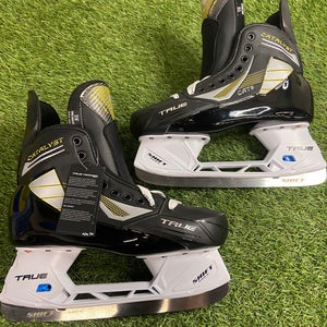 Senior True Catalyst 5 Hockey Skates Wide Width 9 (New)