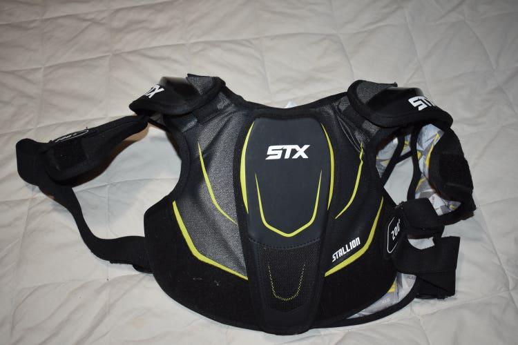 STX Stallion 200+ Lacrosse Shoulder Pads, Large - Top Condition!