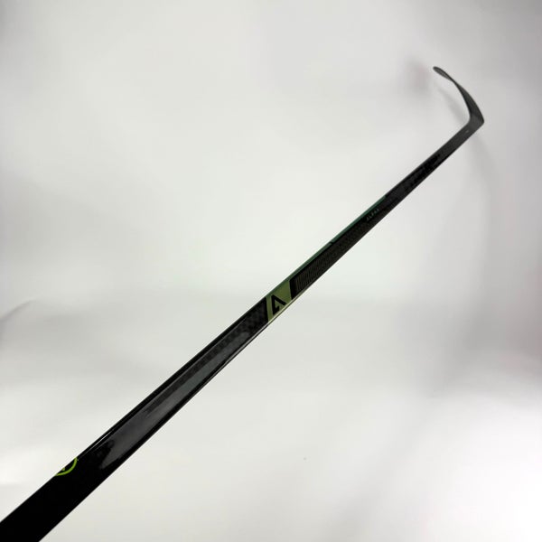 New Right Warrior Alpha LX3 | 75 Flex W28 Curve Grip | F455