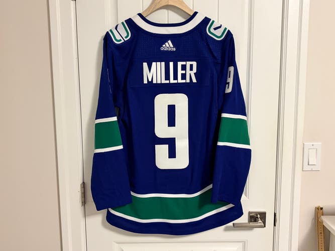 Authentic Adidas Vancouver Canucks J.T. Miller Jersey Size 44 XS Extra Small