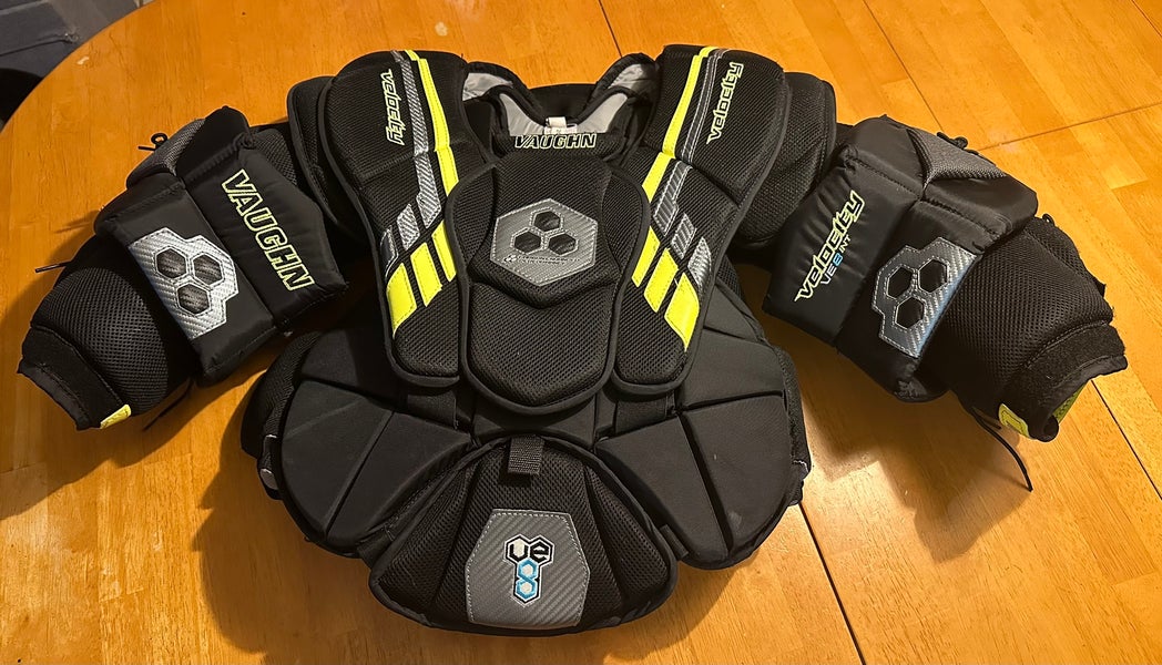 Vaughn Velocity VE8 Int Goalie Chest Protector (Used) | Intermediate XL