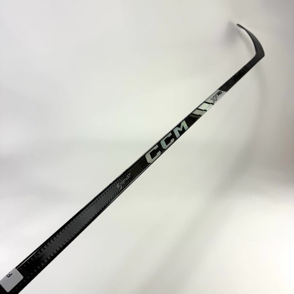 New Right CCM Tacks XF Pro | 85 Flex Mackinnon Pro Curve Grip | F275