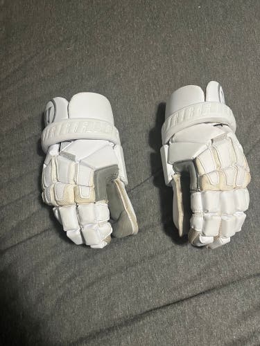 Warrior Nemesis Lacrosse Gloves 12" (Used)
