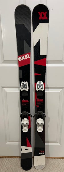 Völkl Mantra Junior Skis w/ Marker 7.0 Bindings