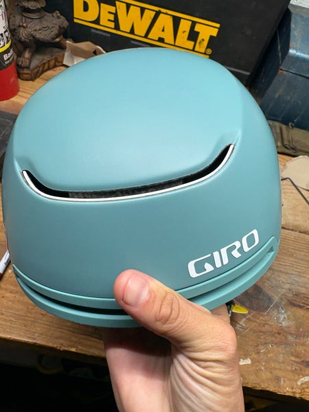 Medium Giro TERRA MIPS Helmet (New)