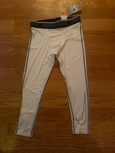 White Unisex Medium Nike pros (New)