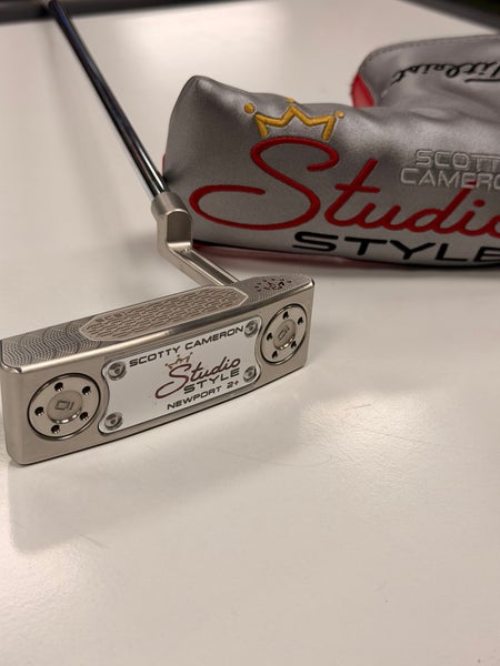 2025 Scotty Cameron Studio Style Newport 2 Blade Right Handed Putter 35" (New)