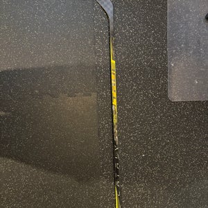 Senior True Catalyst 9X Left Hand Hockey Stick P28M 80 Flex Pro Stock (New)