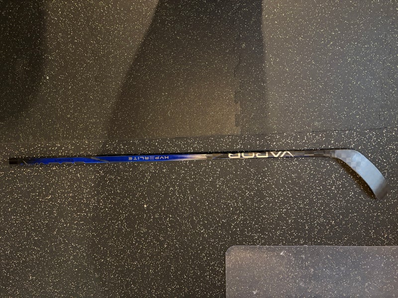 Senior Bauer Vapor Hyperlite 2 Left Hand Hockey Stick P28M 87 Flex Pro Stock (Used)