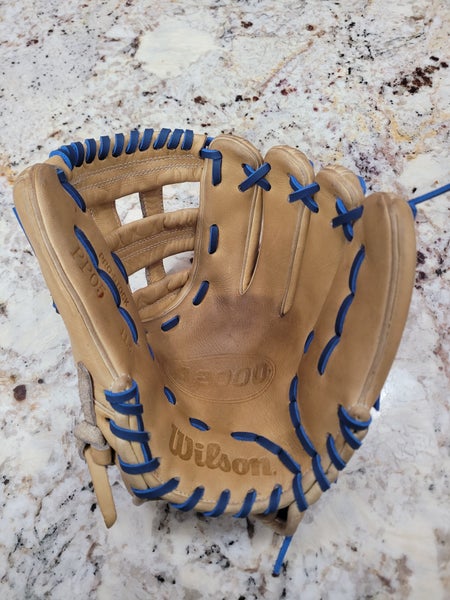 Infield RH Wilson A2000 Baseball Glove 11.5" (Used)