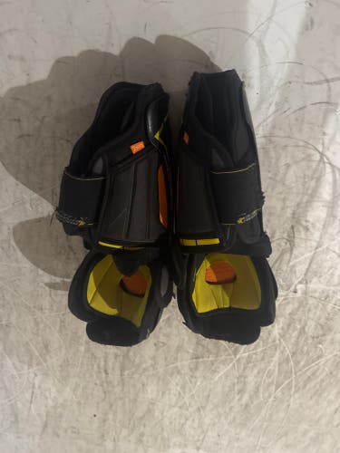 Senior CCM Tacks 14" Shin Pads (Used)