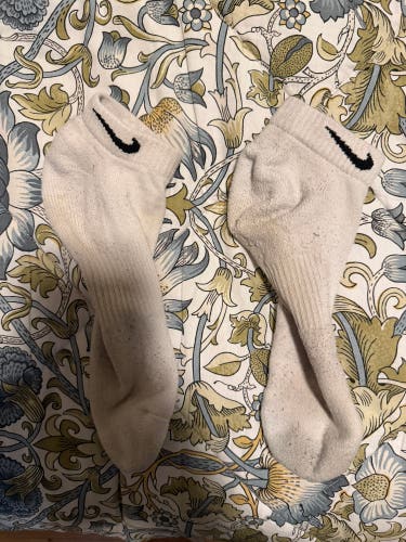 Nike L/XL Ankle Socks Used