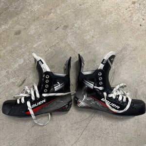 2022 Bauer Vapor X3 Hockey Skates Regular Width 7.5 (Used) and bauer x shift pro