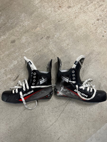 2022 Bauer Vapor X3 Hockey Skates Regular Width 7.5 (Used) and bauer x shift pro