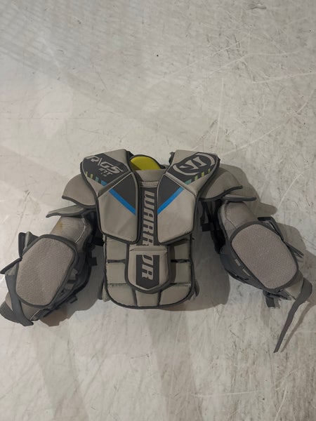 Small / Medium Warrior Ritual G5 Goalie Chest Protector (New)