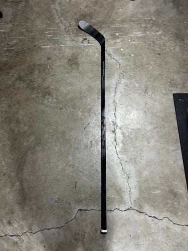 Senior CCM Ribcor Trigger 10 Pro Left Hand Hockey Stick P28 75 Flex (New)