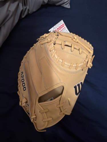 Wilson A2000 RH Catcher's Baseball Glove 33.5" (New)