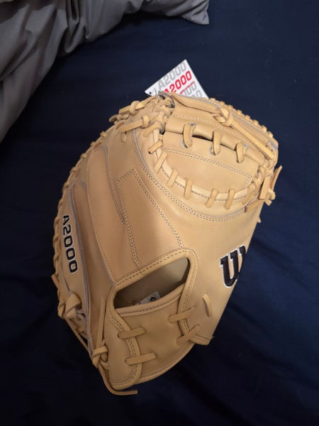 Wilson A2000 RH Catcher's Baseball Glove 33.5" (New)