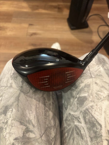 Men's 2023 TaylorMade Stealth 2 Right Handed Driver Stiff Flex 9 Loft (Used)