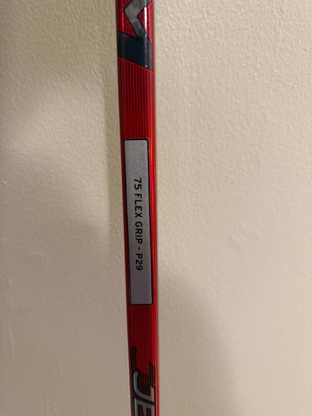 Senior CCM JetSpeed FT7 Pro Right Handed Hockey Stick P29 75 Flex (Used)