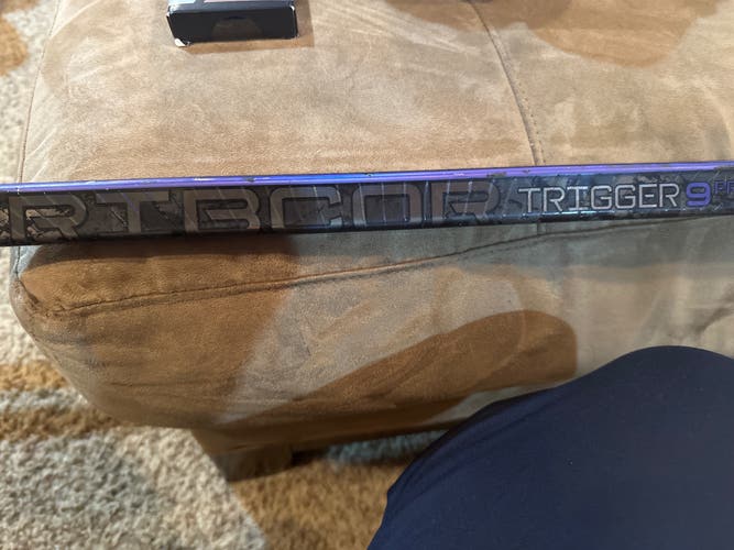 Intermediate CCM Ribcor Trigger 9 Pro Right Handed Hockey Stick PP28 55 Flex (Used)