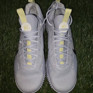 Nike Huarache 9 Elite Turf Lacrosse Shoes.