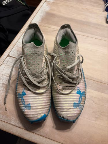 Men's Size M 10.0 (W 11.0) Under Armour Blur Low Top (Used)