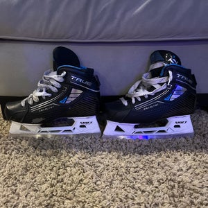 2024 True Catalyst 5X4 Hockey Goalie Skates Size 4.5 (Used)