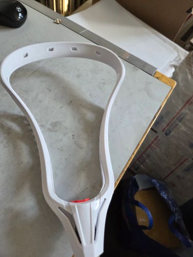 New Women's Unstrung Universal Head