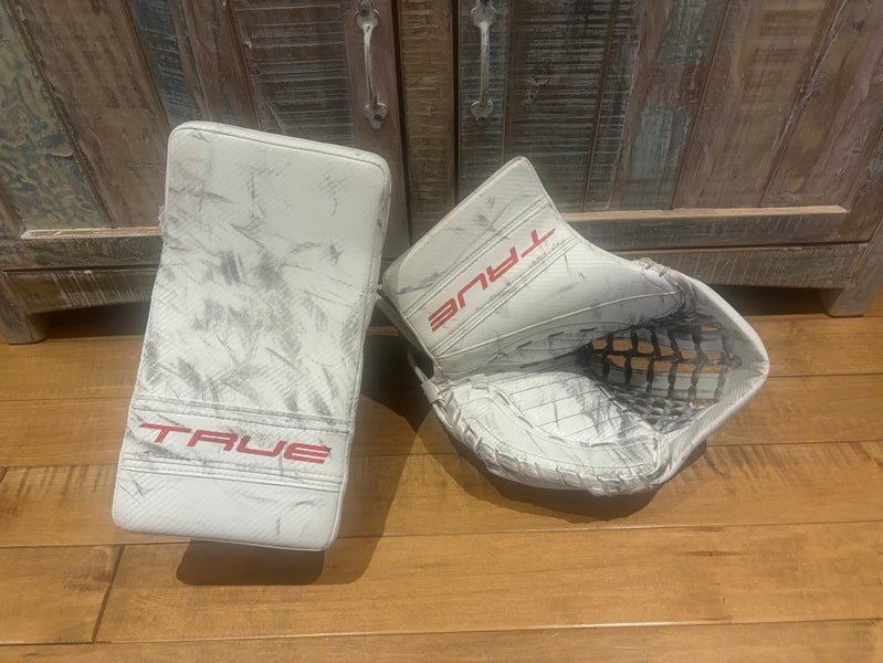 Pro Stock True Catalyst PX5 L87 Pro Goalie Glove & Blocker Set Kochetkov
