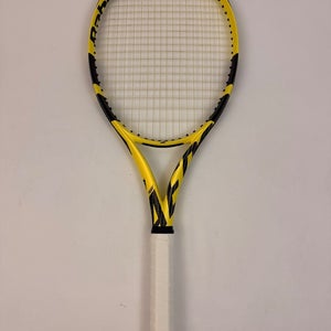 Babolat Pure Aero 2019, 4 1/4 Very Good Condition