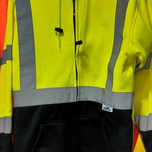 Medium Men's Shirt (New)